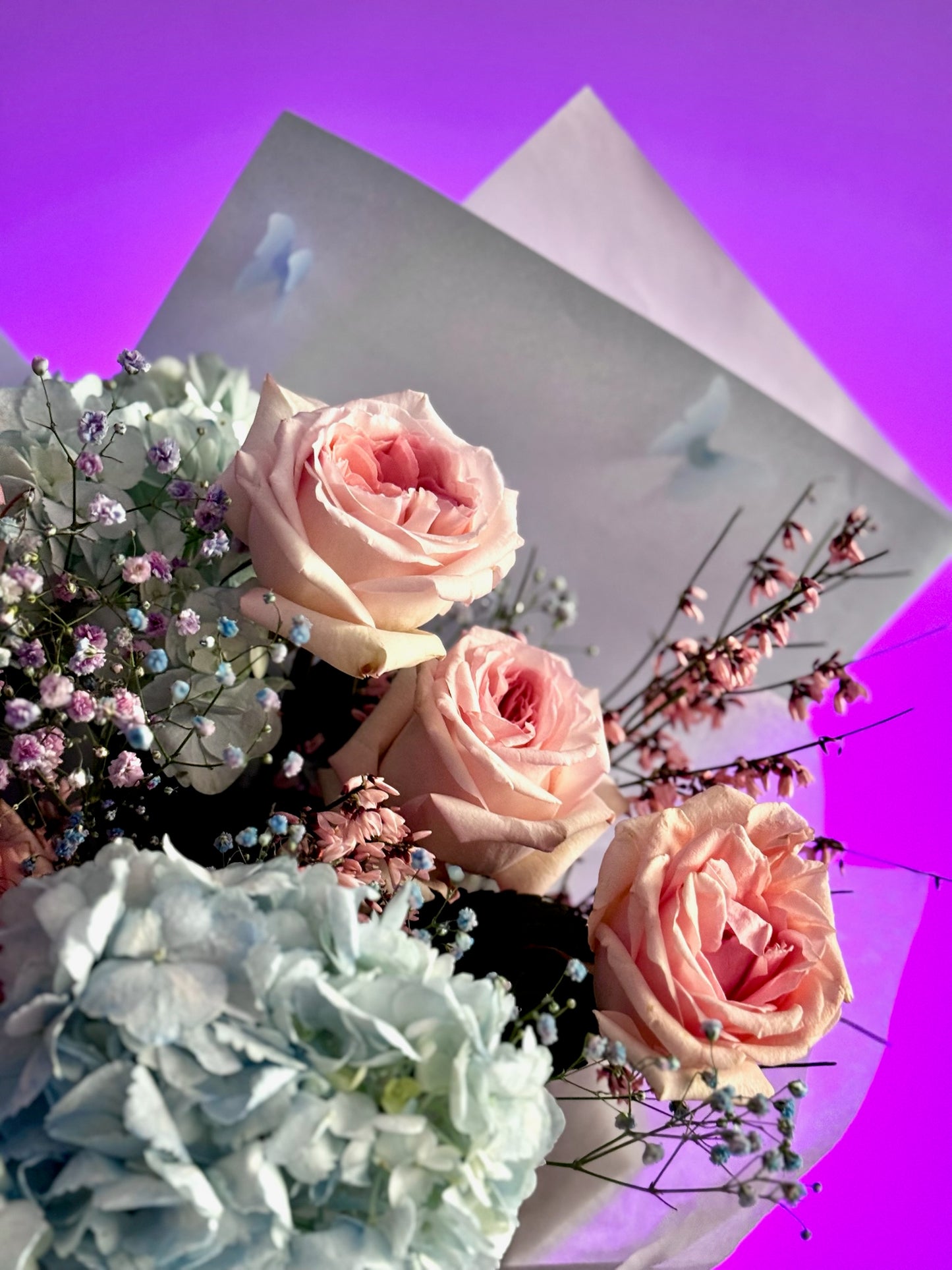 Buchet parfumat cu trandafiri roz