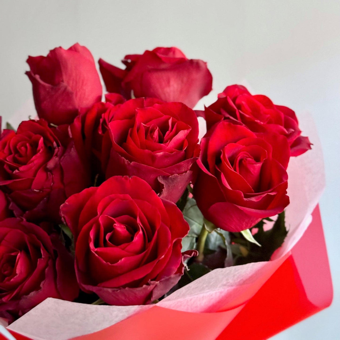 Buchet de flori cu trandafiri roșii Hearts