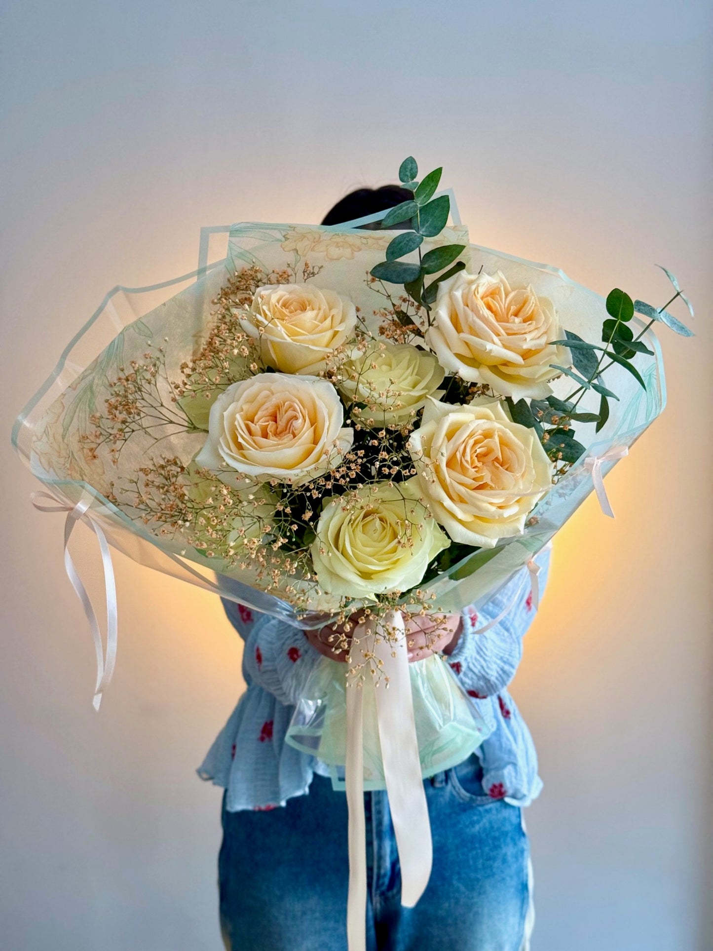 Buchet feeric cu trandafiri parfumati