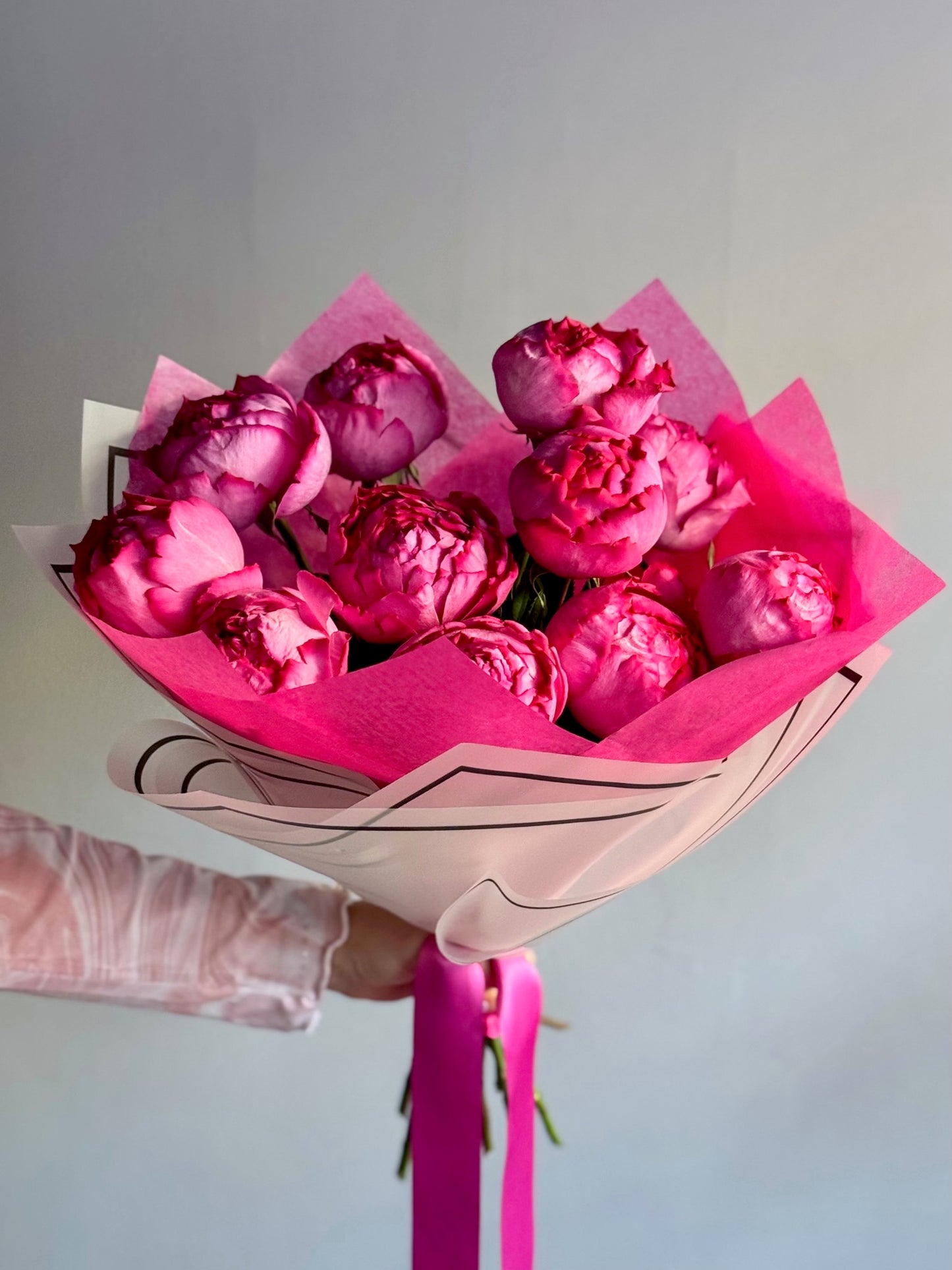 Buchet de flori cu trandafiri roz parfumați