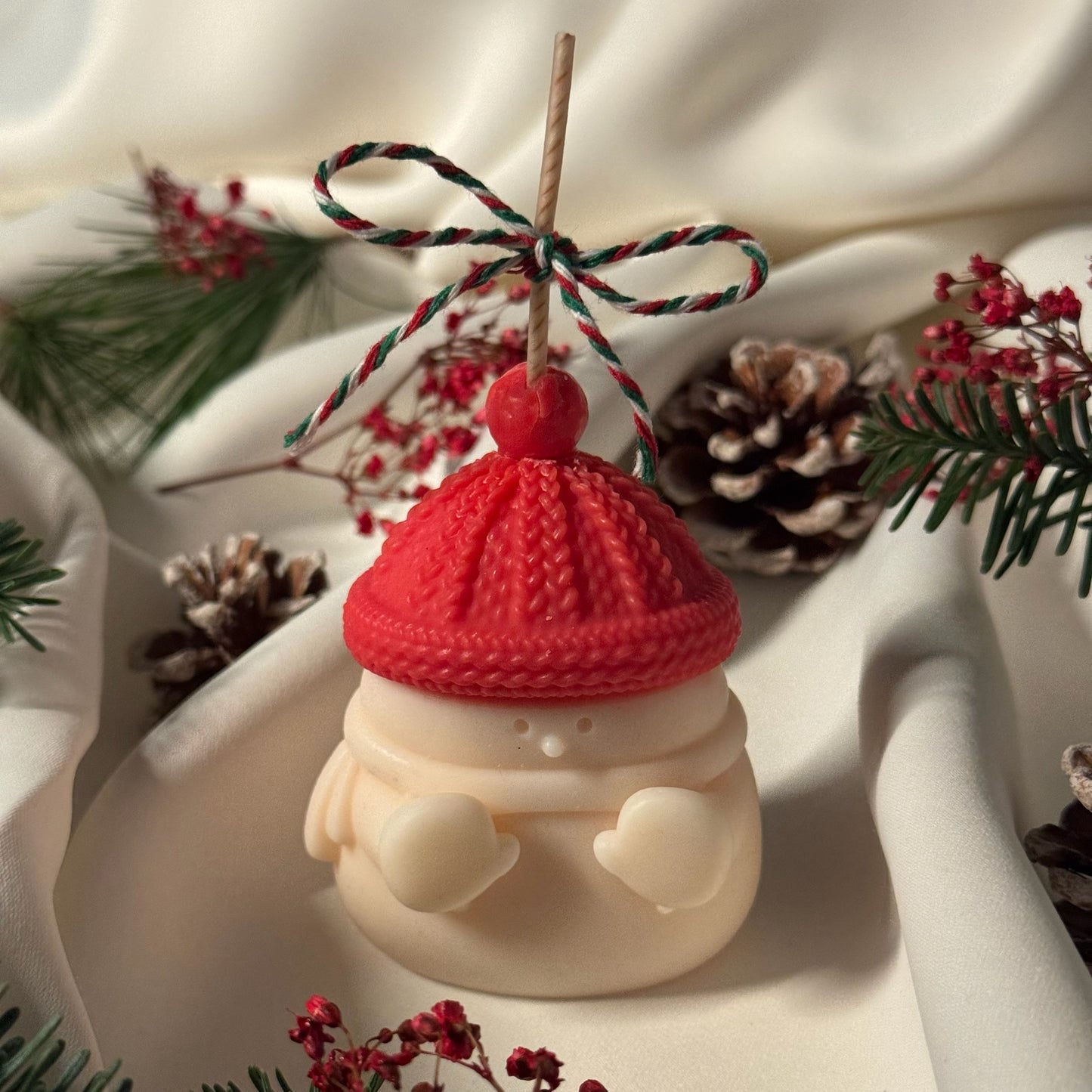 Lumânare Snow Buddy în formă de om de zăpadă din ceară naturală de soia