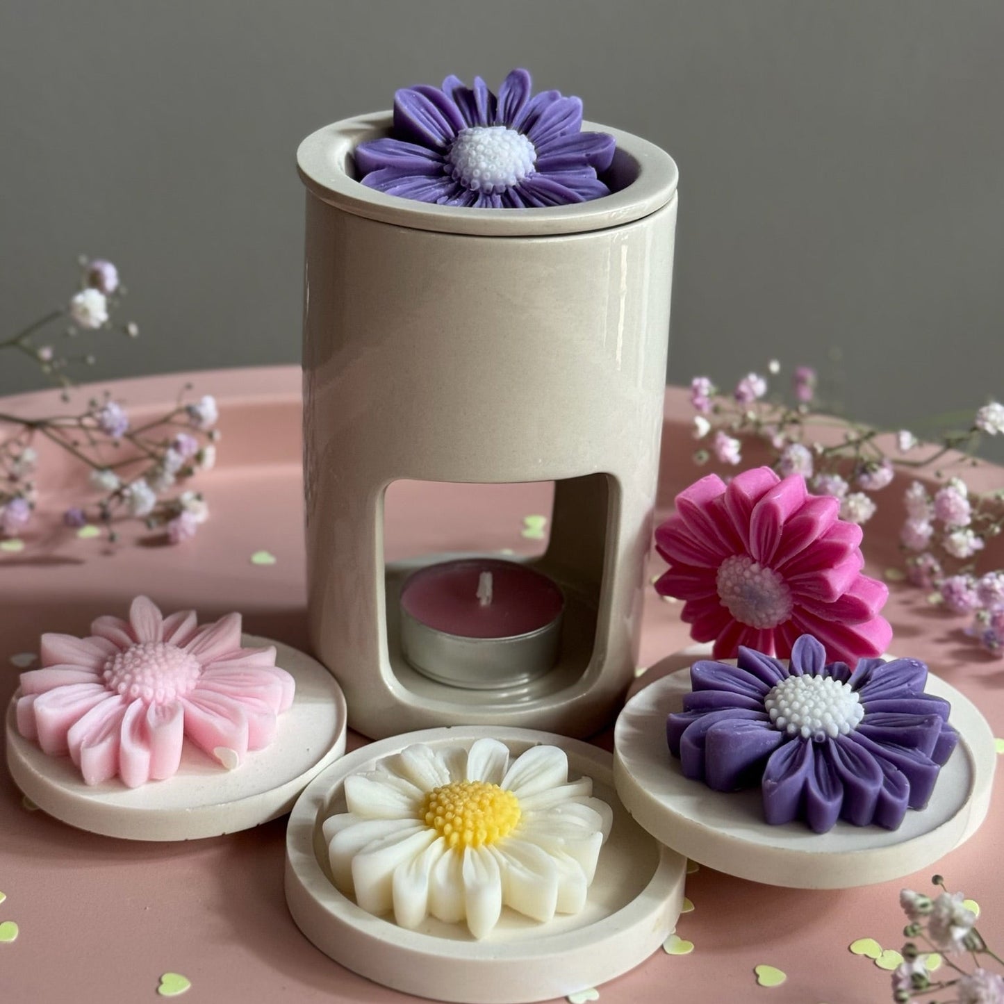 Set lumânări Wax Melts și arzător din ceară naturală de soia cu arome florale, Roses & More