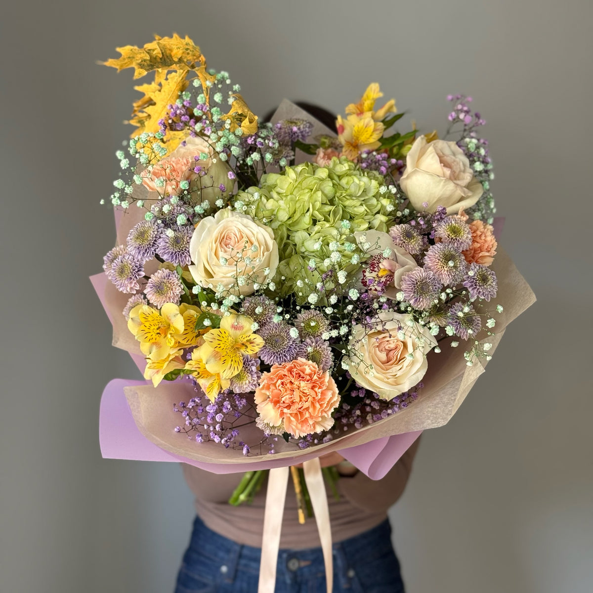 Happiness - Bouquet with roses, chrysanthemums and hydrangea