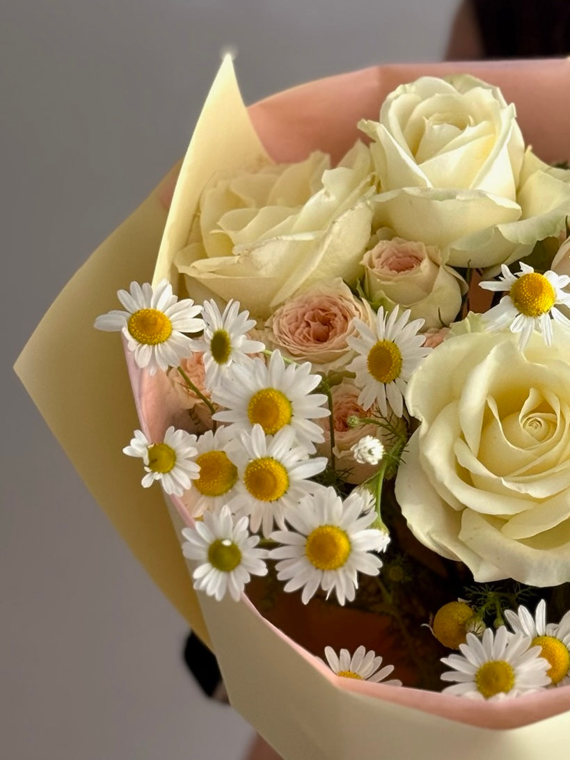 Buchet de flori cu mușețel