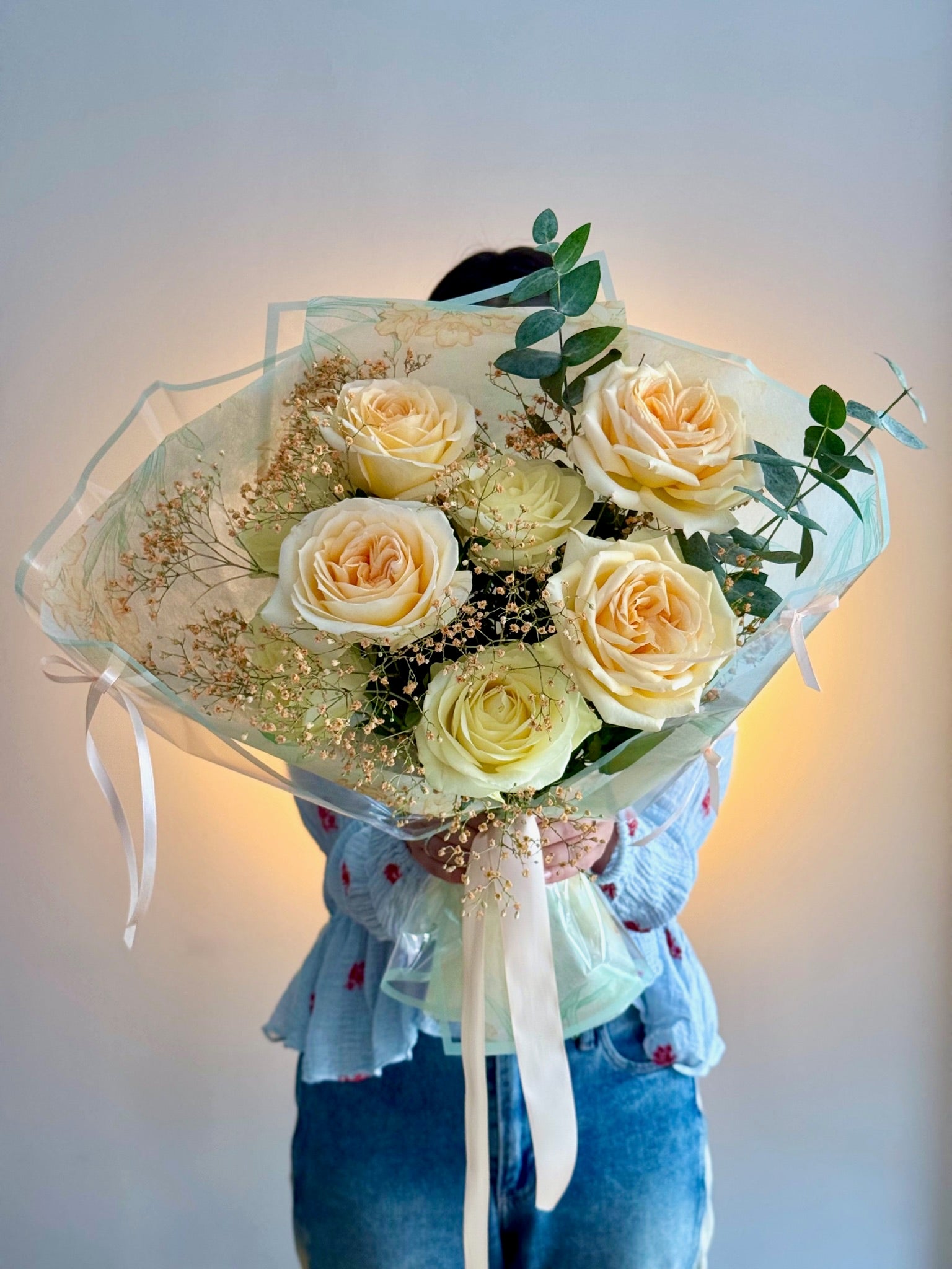 Buchet feeric cu trandafiri parfumati