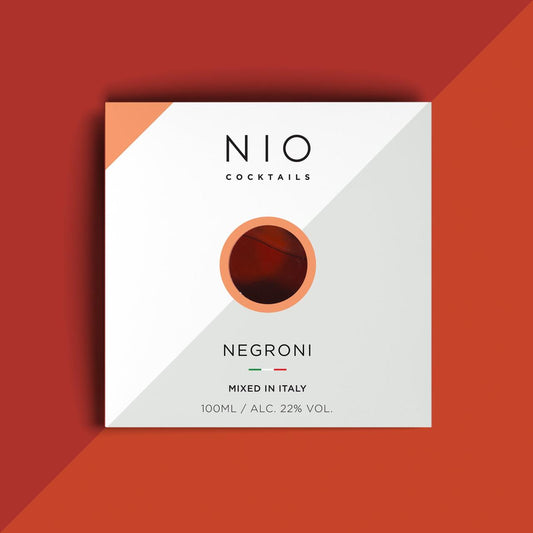 Negroni by NIO – cocktail intens cu gin și vermut, Roses & More
