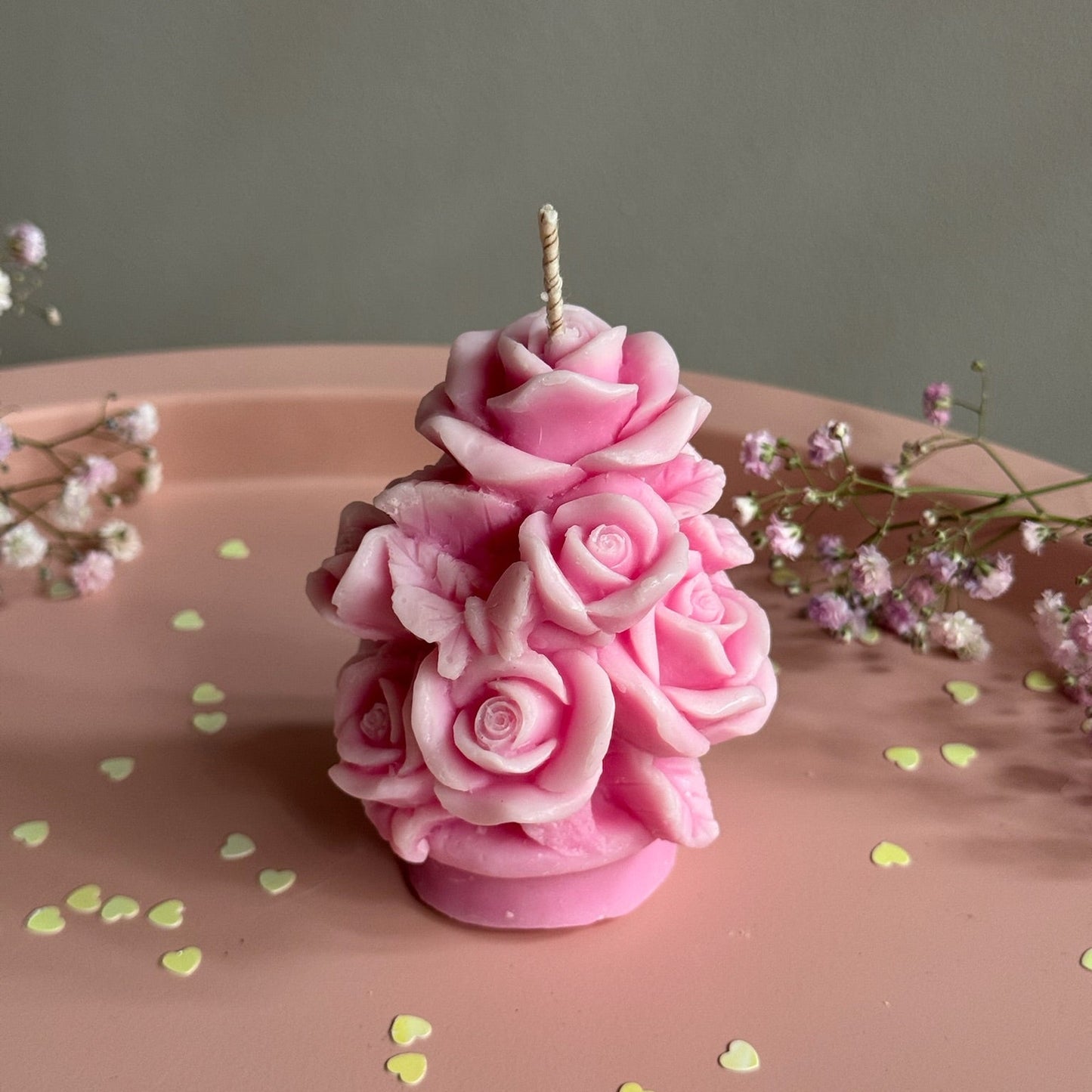 Lumânare Fairy Garden Glow – flori sculptate din ceară de soia, Roses & More