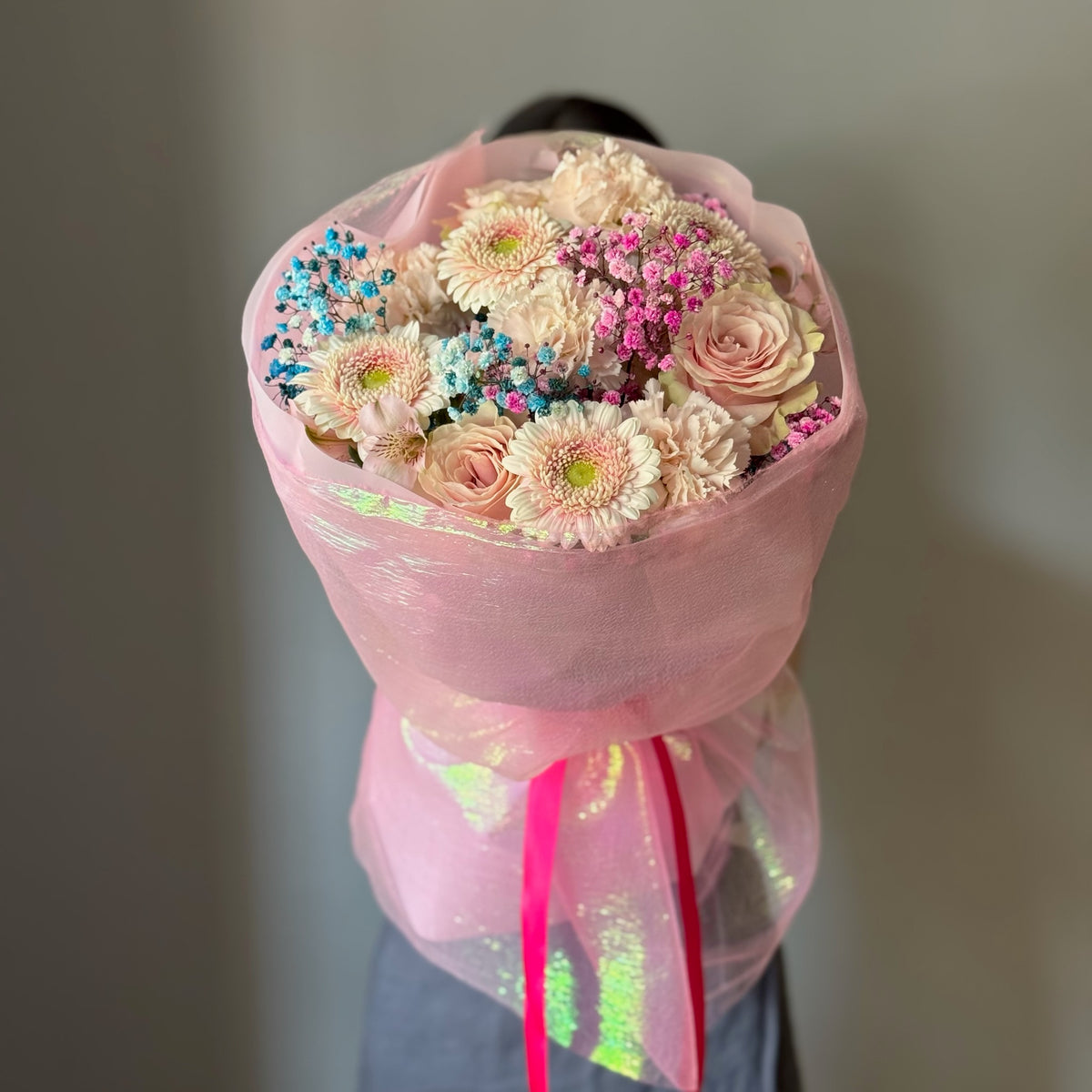 Buchet rotund Mermaid Blush în nuanțe de roz pudrat