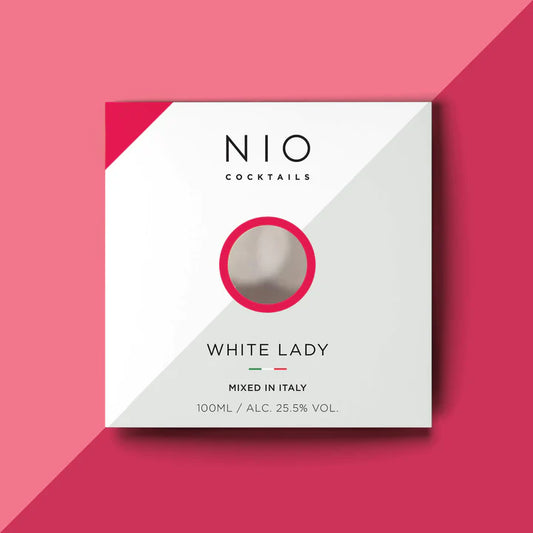 White Lady – cocktail NIO cu gin, triple sec și lămâie, Roses & More